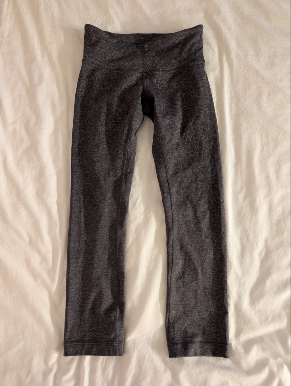 Lululemon Wunder Under Crop III *Luxtreme 21" Size 2 Heathered Black
